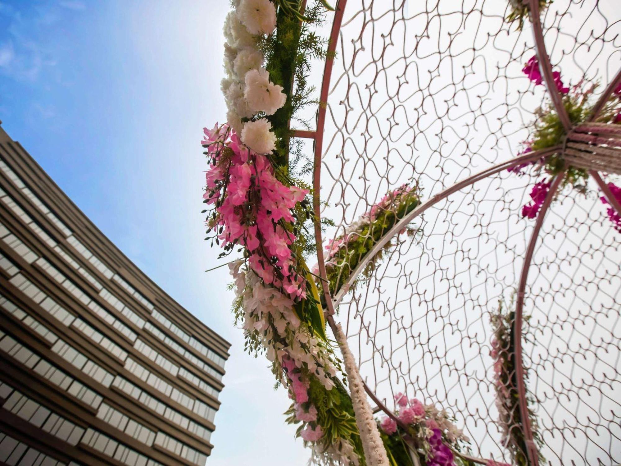 Novotel Kolkata Hotel And Residences Zewnętrze zdjęcie The Flower Dome
