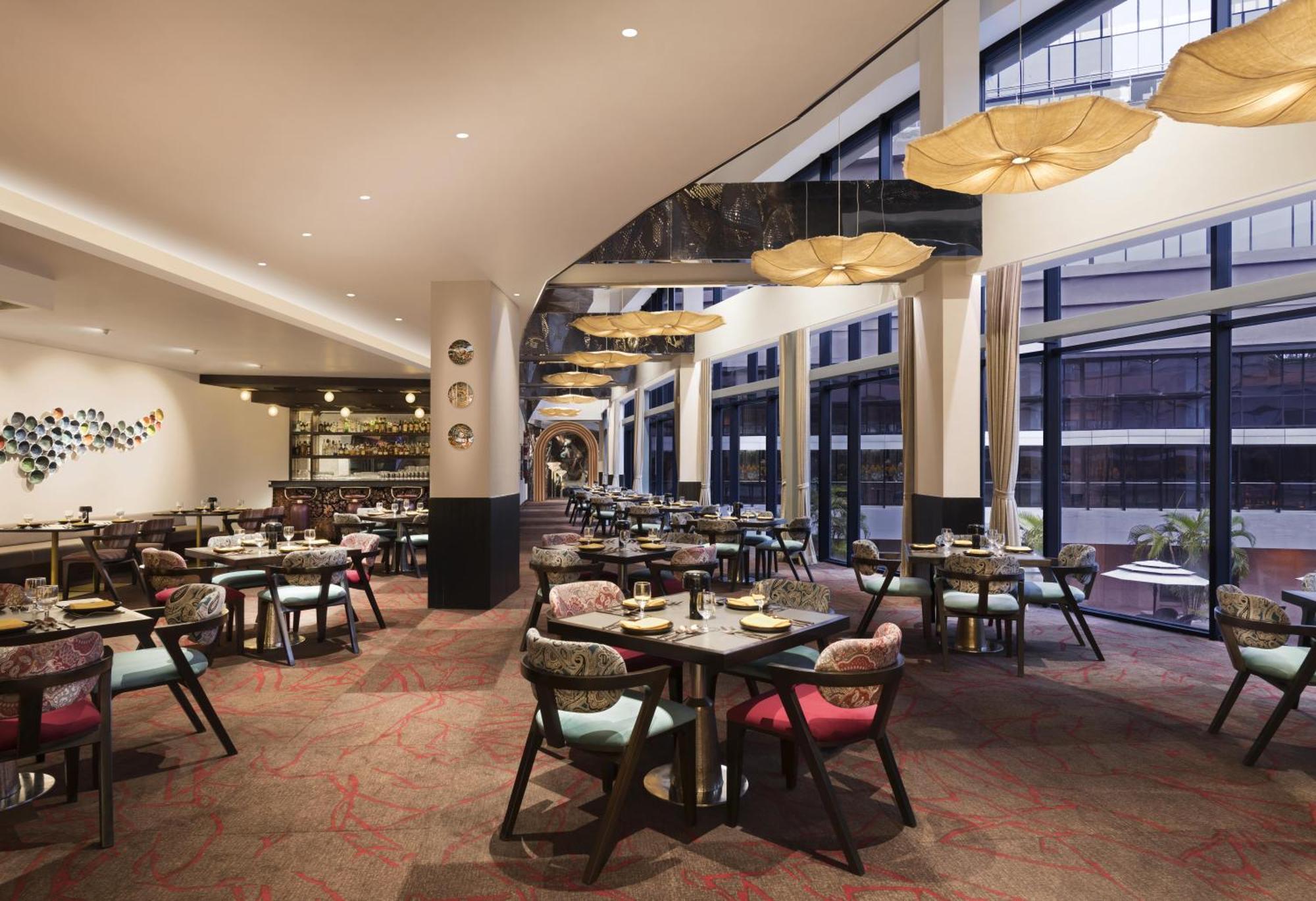 Novotel Kolkata Hotel And Residences Zewnętrze zdjęcie The restaurant