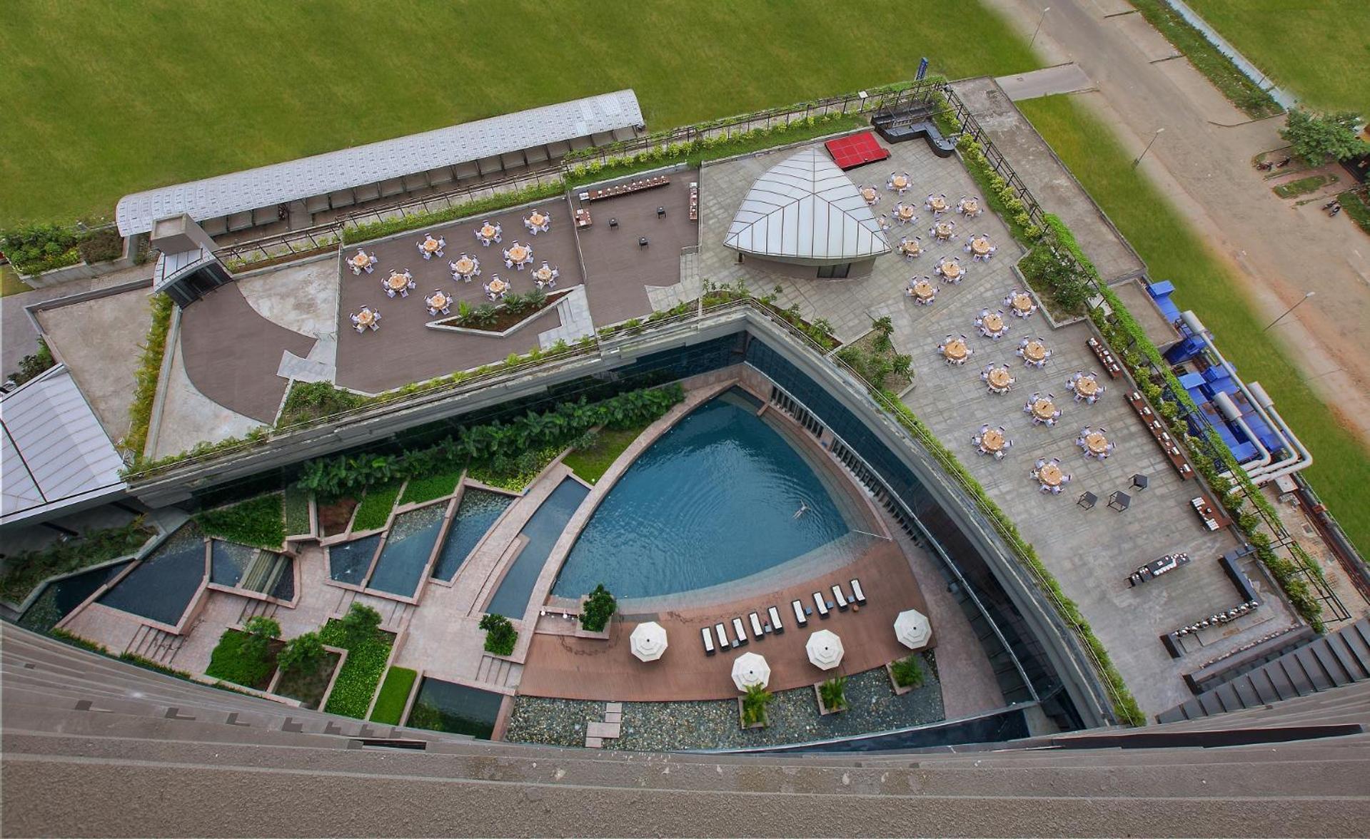 Novotel Kolkata Hotel And Residences Zewnętrze zdjęcie